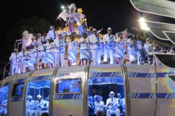 Río de Janeiro y Sao Paulo aplazan para abril los desfiles de carnaval

