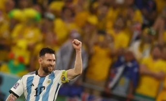 Con goles de Messi y Julián Álvarez, Argentina superó 2-1 a Australia 
