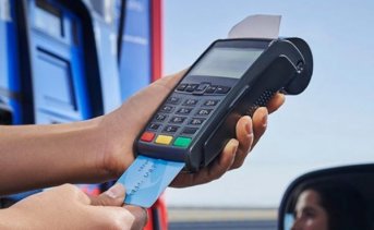 El BCRA redujo los plazos de acreditación de pagos con tarjetas de crédito para Estaciones de Servicio