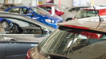 Se derrumba la venta de autos 0KM: caída de 36% en marzo y 30% en el trimestre