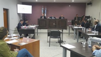 Declararon los últimos testigos y mañana se realizará el careo en el juicio contra el intendente Diego Caram de Mercedes